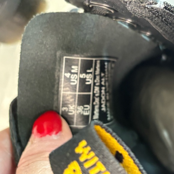 Dr. Martens Jadon Alt O-Ring Platform Boot! Women’s size 5 or Men’s Size 4 - Picture 7 of 7